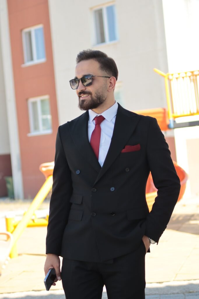 Flat fold pocket square